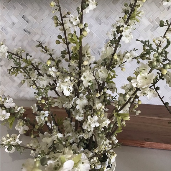 White/Green Florals Distressed Planter - Picture 2 of 7